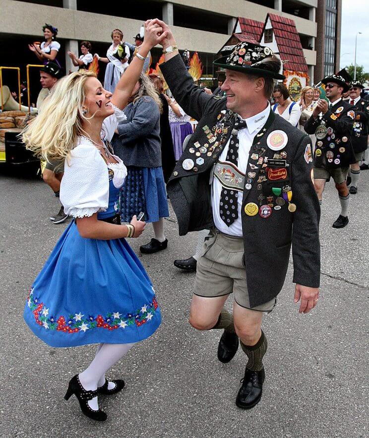 Oktoberfest 2024 La Crosse Wi Parade Ashla Camella