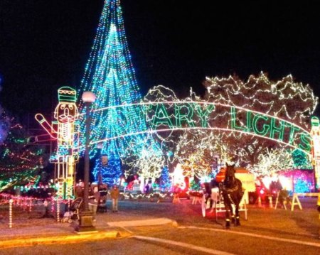 Rotary Holiday Lights - ExploreLaCrosse