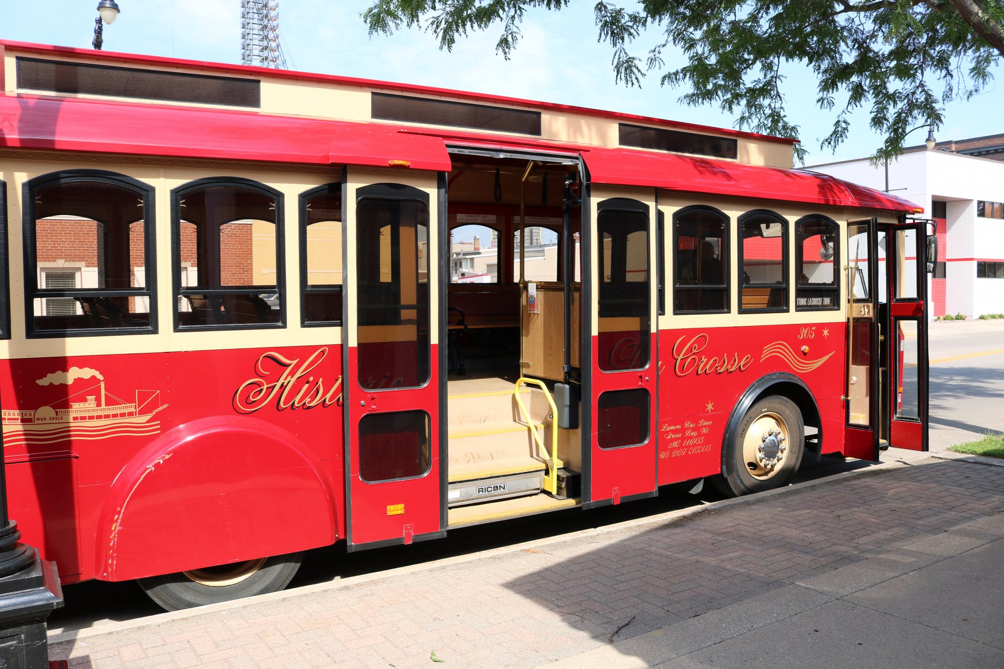 Historic Trolley Tours ExploreLaCrosse