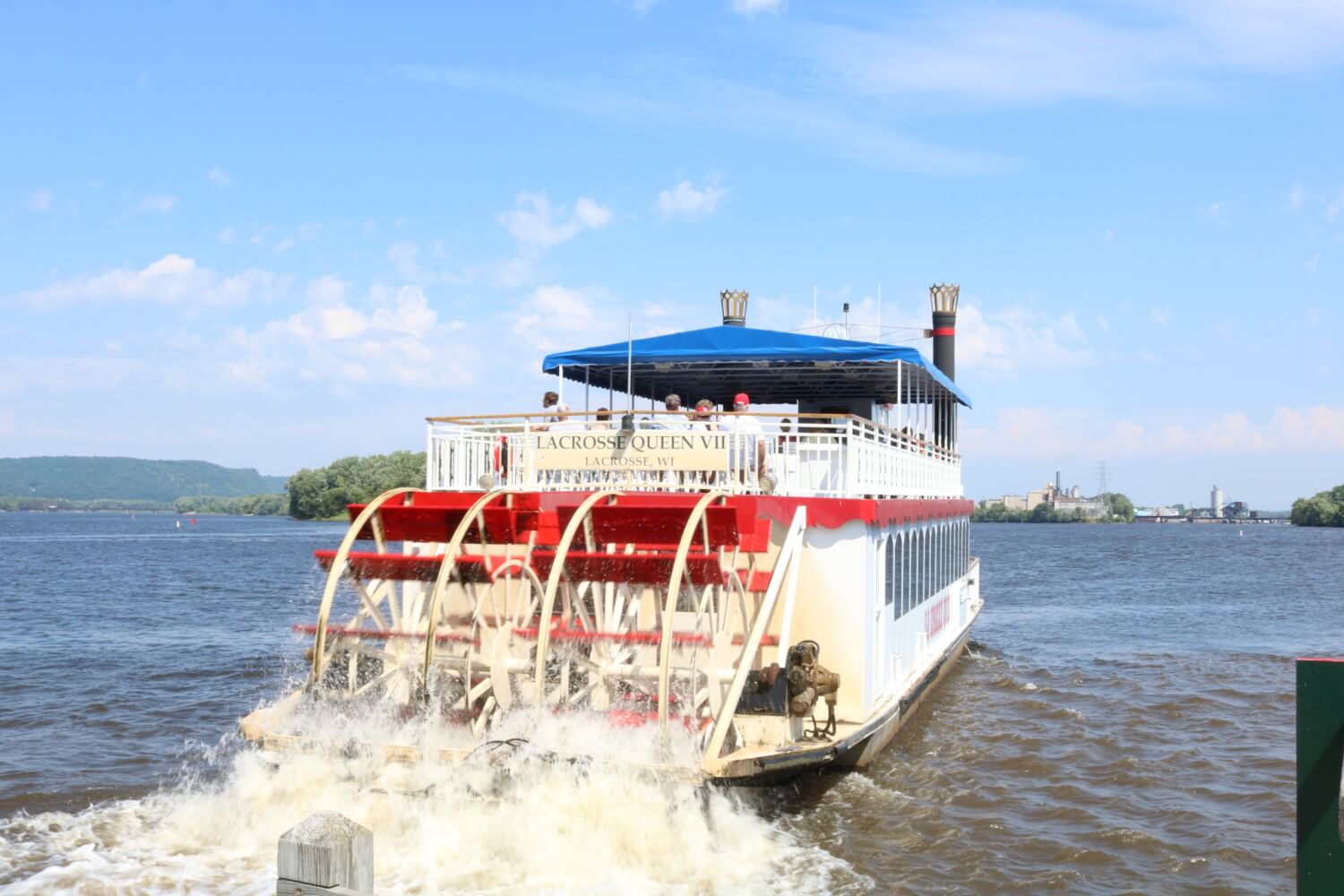 la crosse queen river cruise