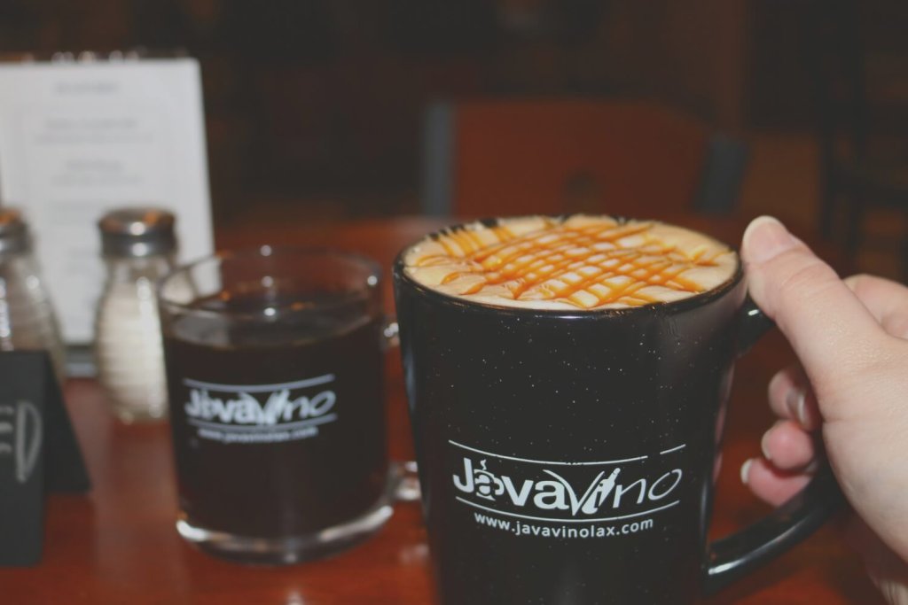 image-coffee-in-hand-java-vino
