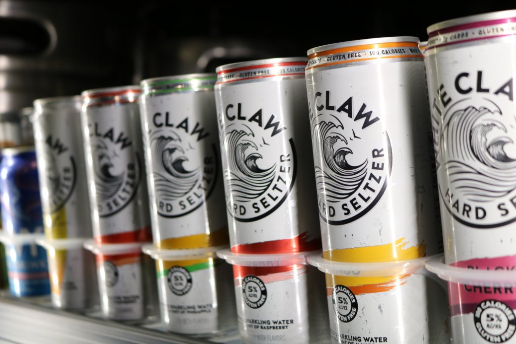 Mirage Sports Bar & Grill ExploreLaCrosse