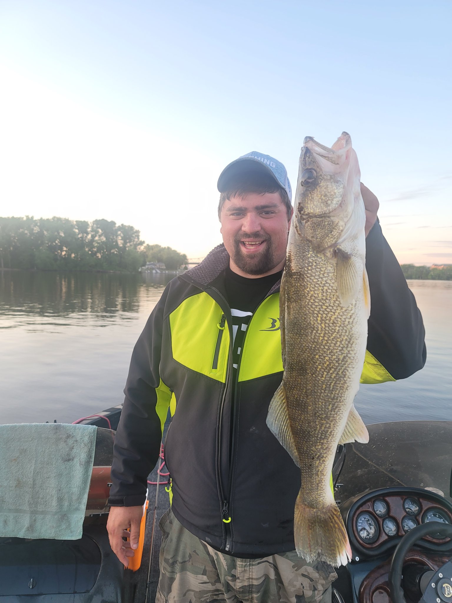 Adrenaline Angling Guide Service - ExploreLaCrosse