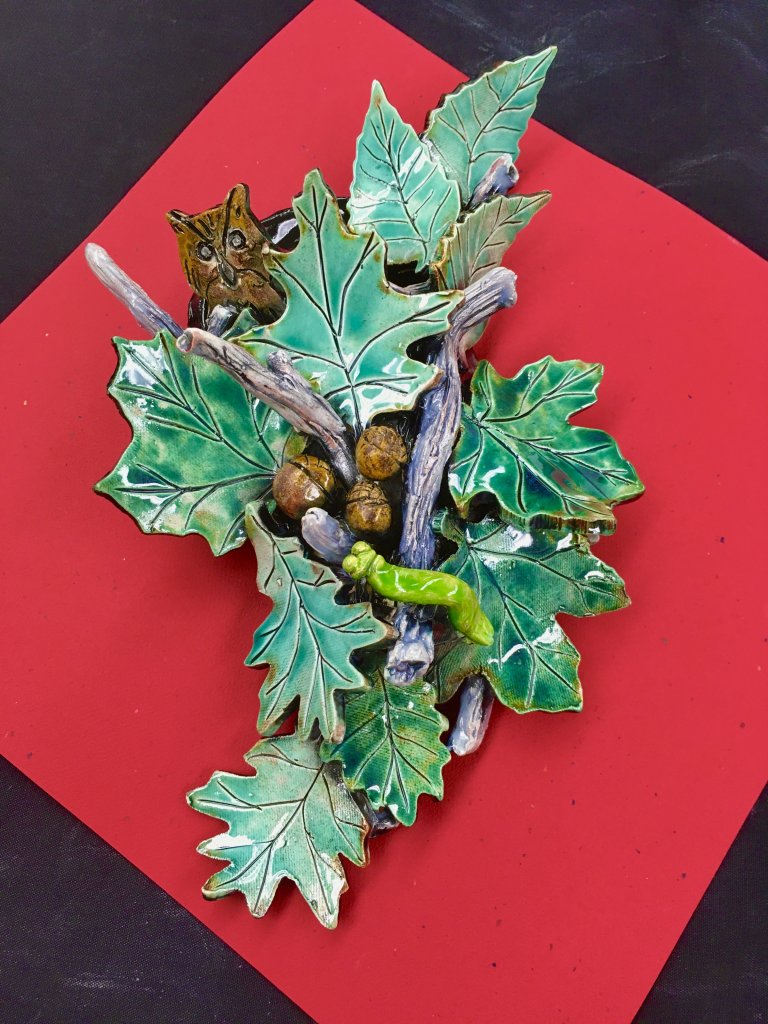 clay class wall pocket