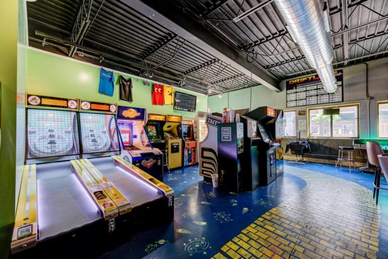 image-arcade-machines-fun