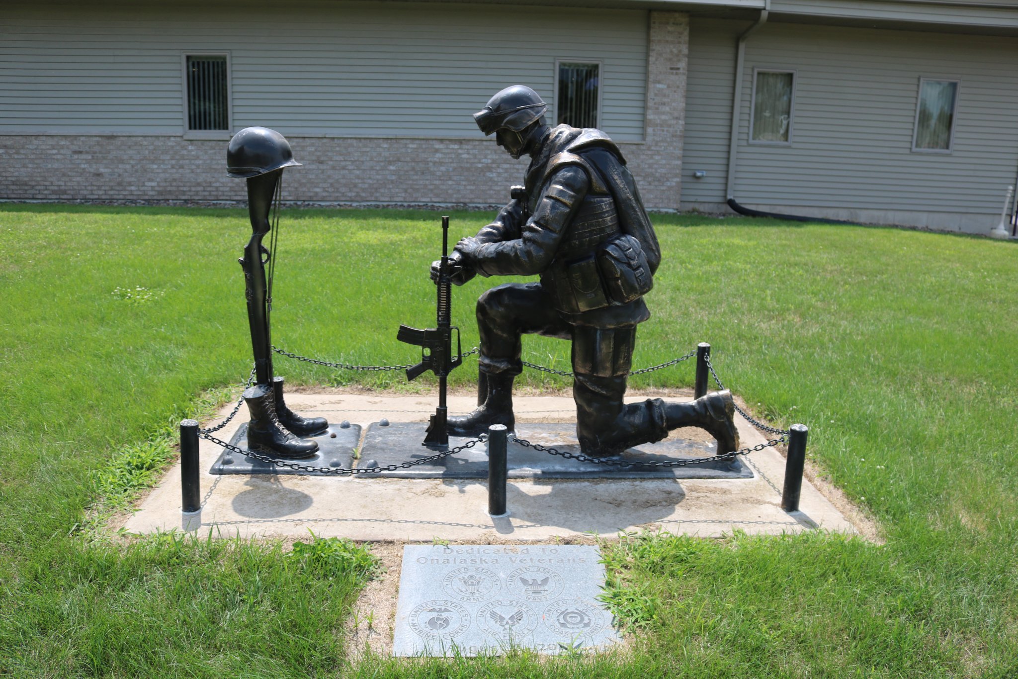 Remembering Our Veterans A Guide to Veterans Memorials in the La