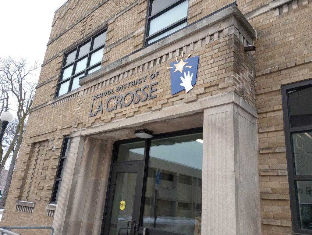 La Crosse Polytechnic School