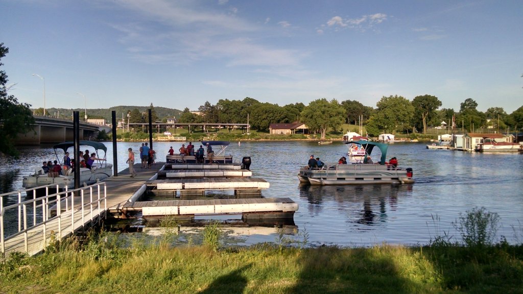 Pontoon ride 2 Black River