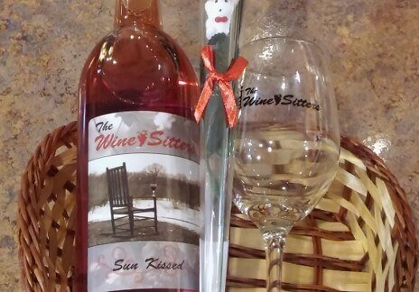 image-wine-bottle-and-glass-in-basket