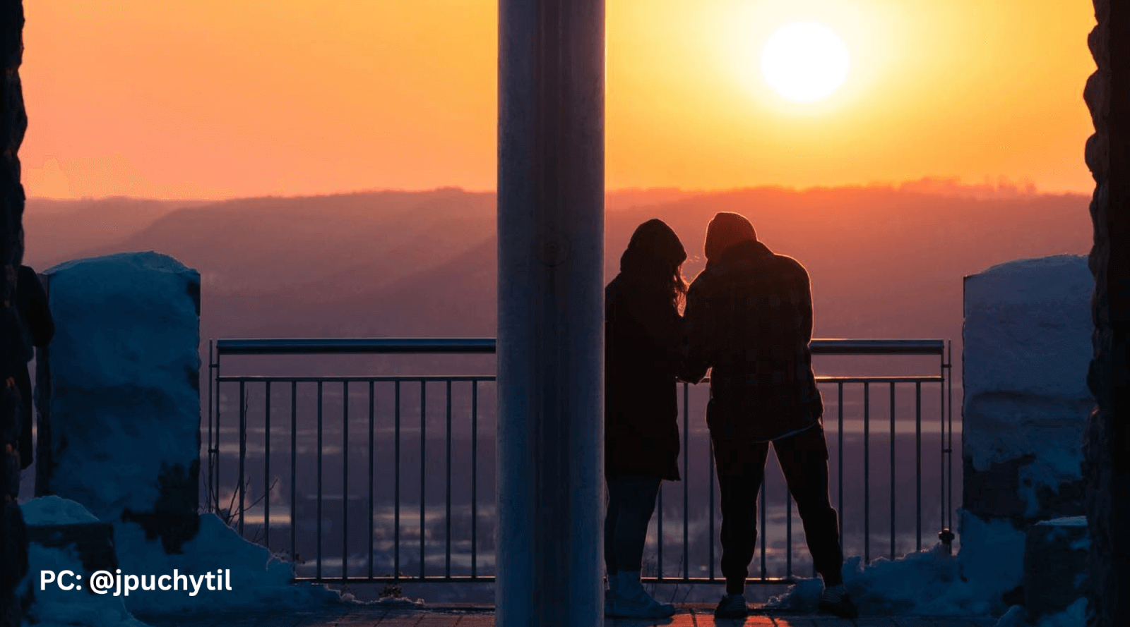 We're Biased- Best Midwest Holiday Towns