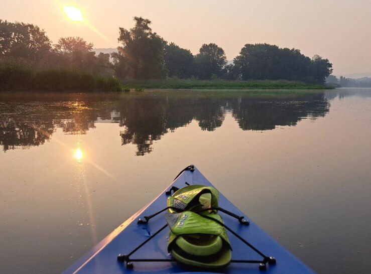 kayak with sunset