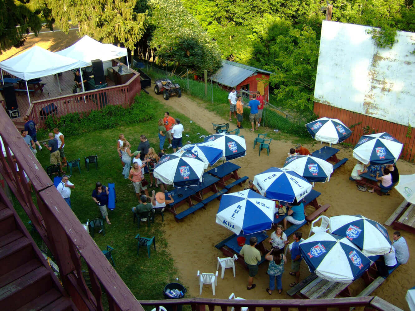 Summer Outdoor Dining 12 Alpine Inn 2 1