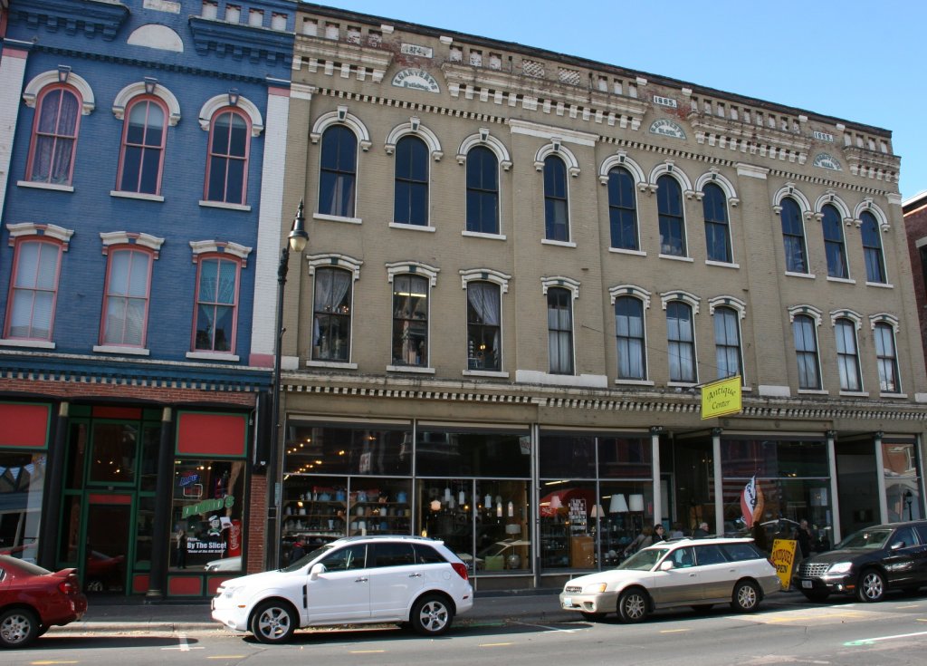 Antique Center