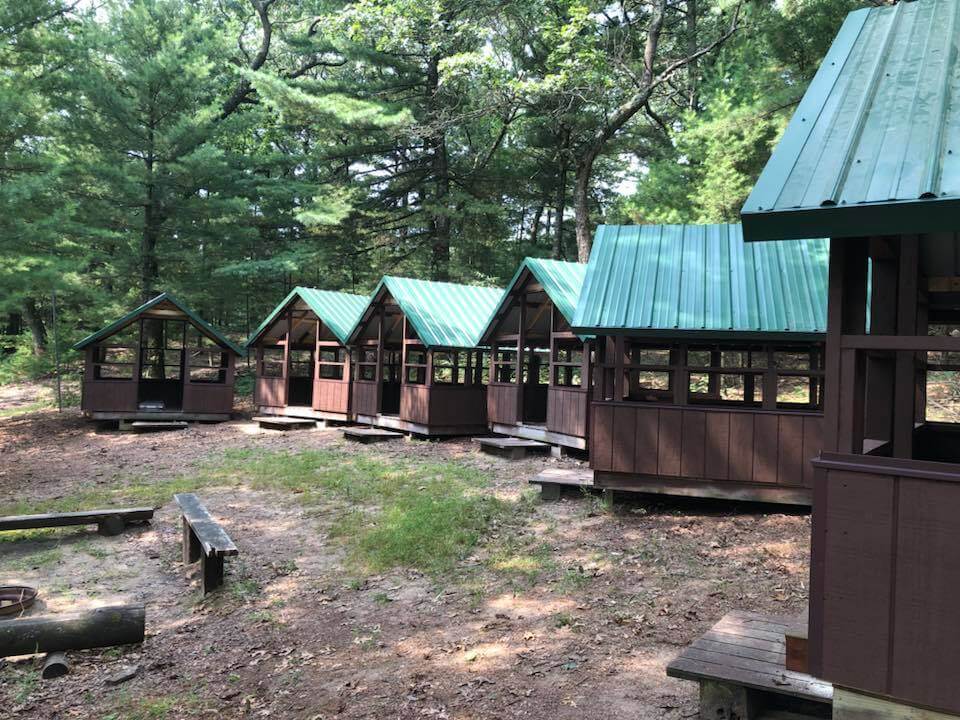 apache lower mini cabins under construction