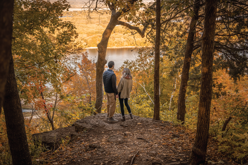 Hiking in the La Crosse Region 4 Hiking La Crescent Reduced