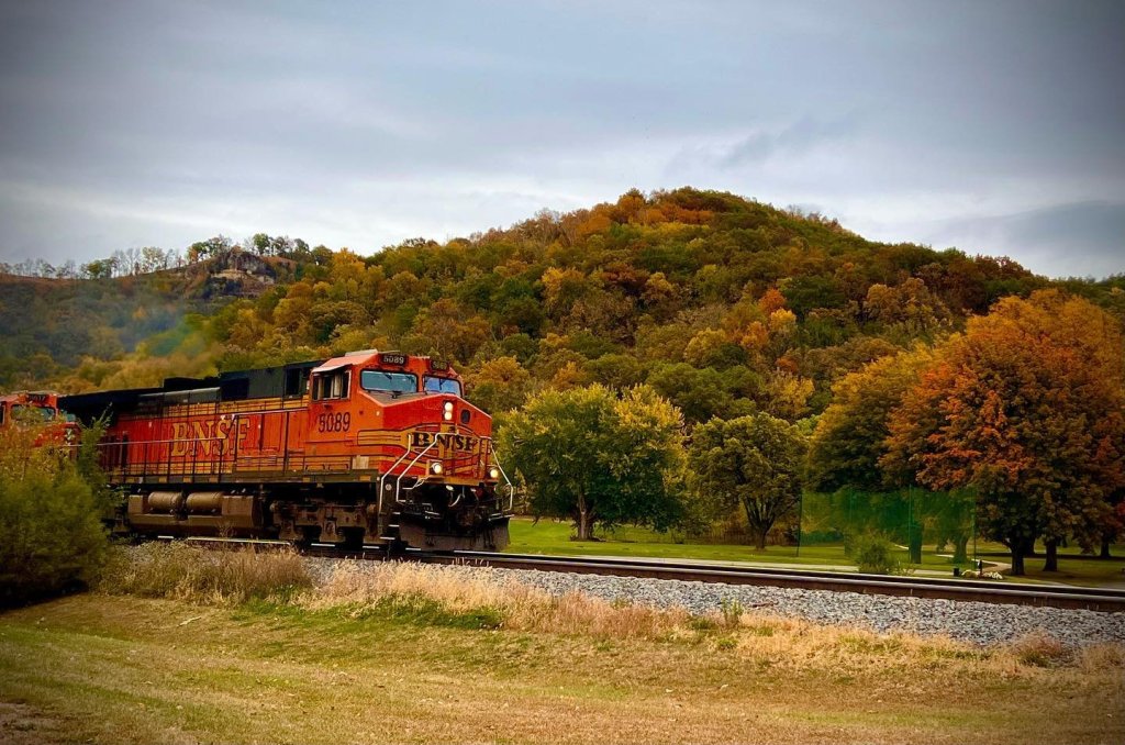 Train Stops and Scenic Hops: A Themed Itinerary 12 1080