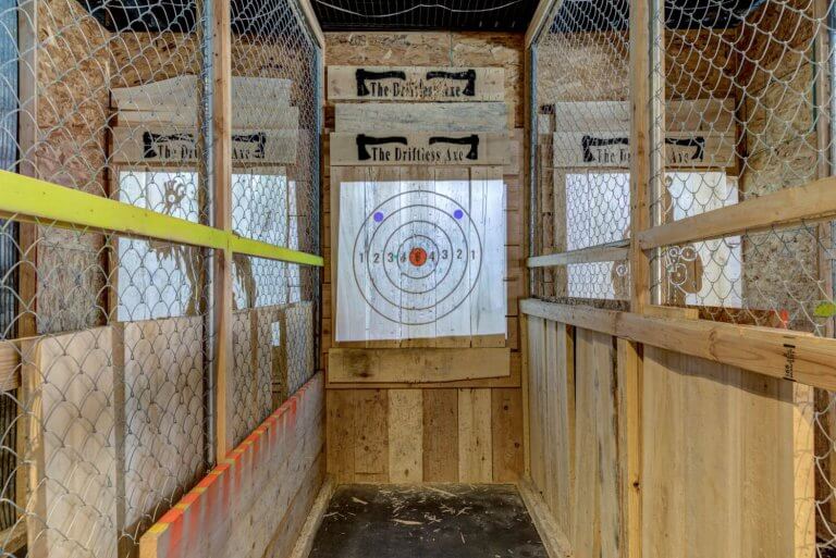 image-dart-board-in-wooden-room