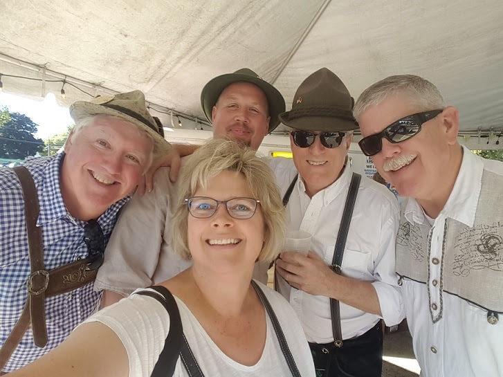 Barefoot Becky and the Ivanhoe Dutchmen LIVE--Concordia Sunday Social Dance