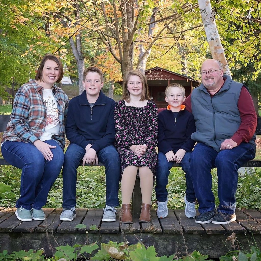 Brueggen Family Band LIVE--Concordia Sunday Social Dance