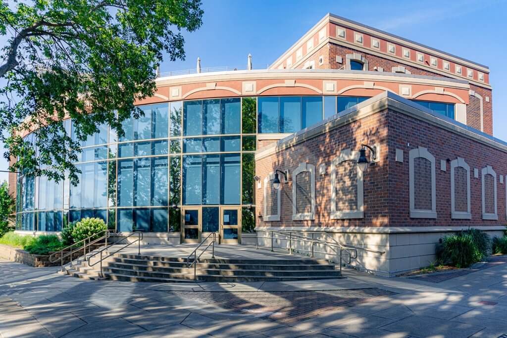 An Artistic Winter Getaway 