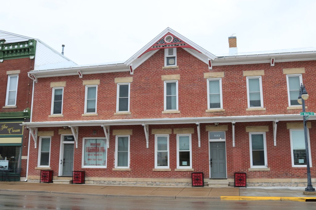 Historic Caledonia Inn circa 1854